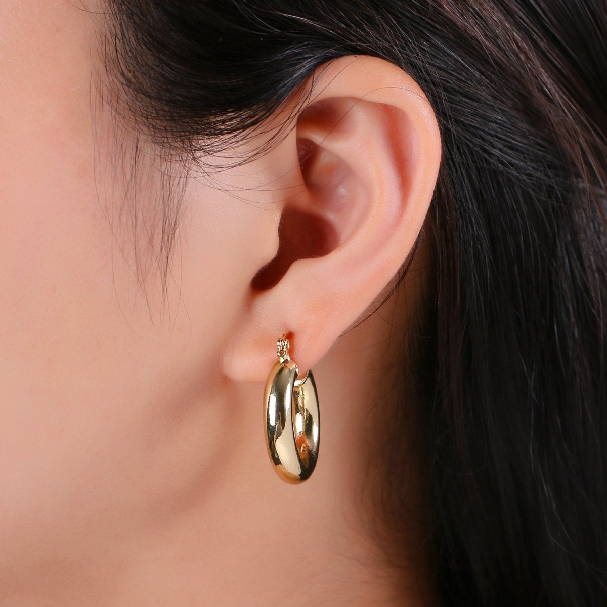 Chunky Lightweight Hoop Earrings - Hollow Light Hoop Earrings - Big Gold Hoops - Simple Everyday Earrings 40mm, 35mm, 30mm, 25mm, 20mm Q-460 - Q-463 - DLUXCA