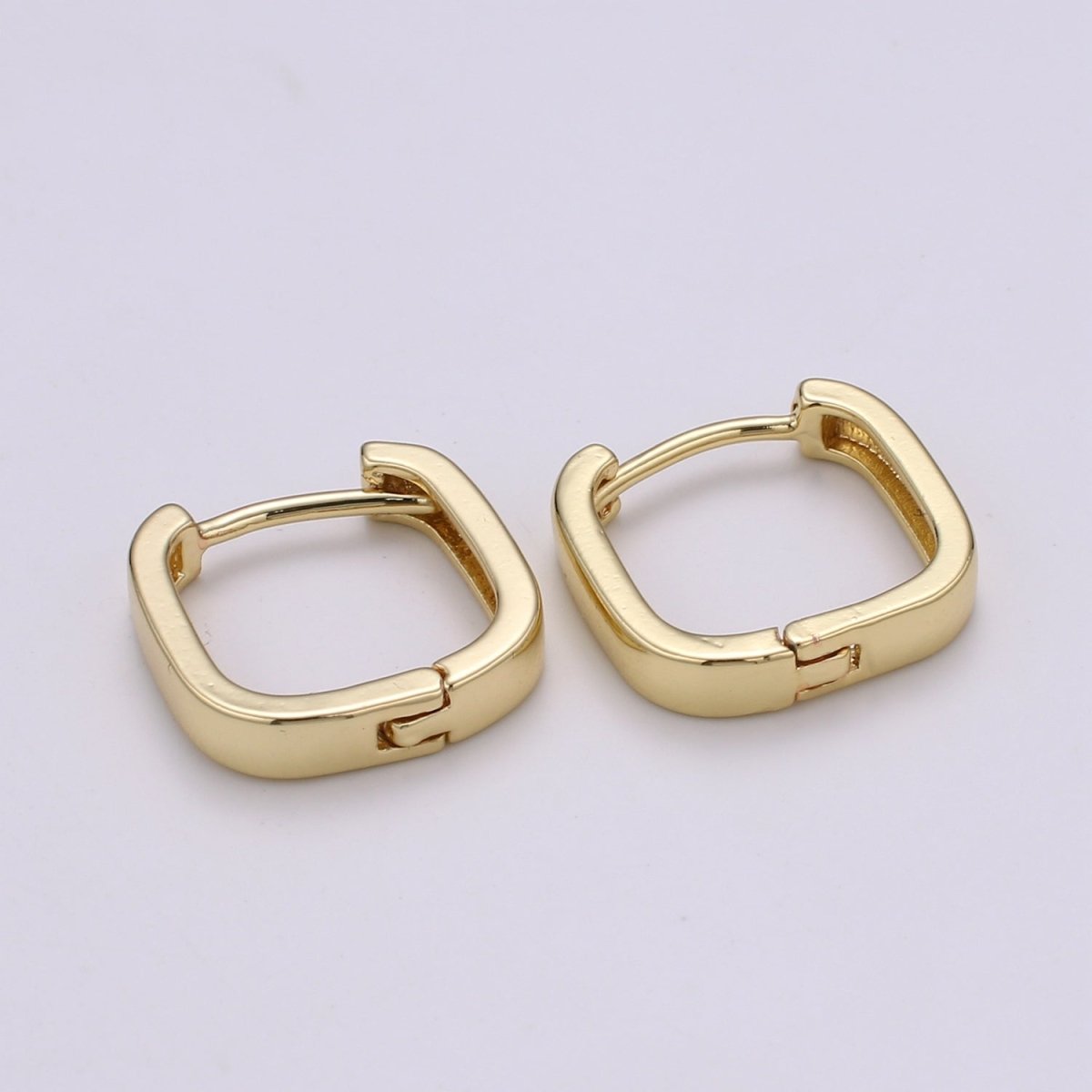 Chunky square huggie hoop geometric earrings gold chunky pipe bar street style mini hoop earrings minimalist stacking hoops Jewelry | Q-425 - DLUXCA