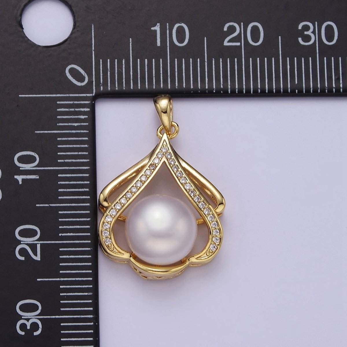 Classic Gold Vintage Style Pearl Pendant With Clear Cubic Zirconia Stone Charm for Minimalist Jewelry Dangle Charm J-466 - DLUXCA
