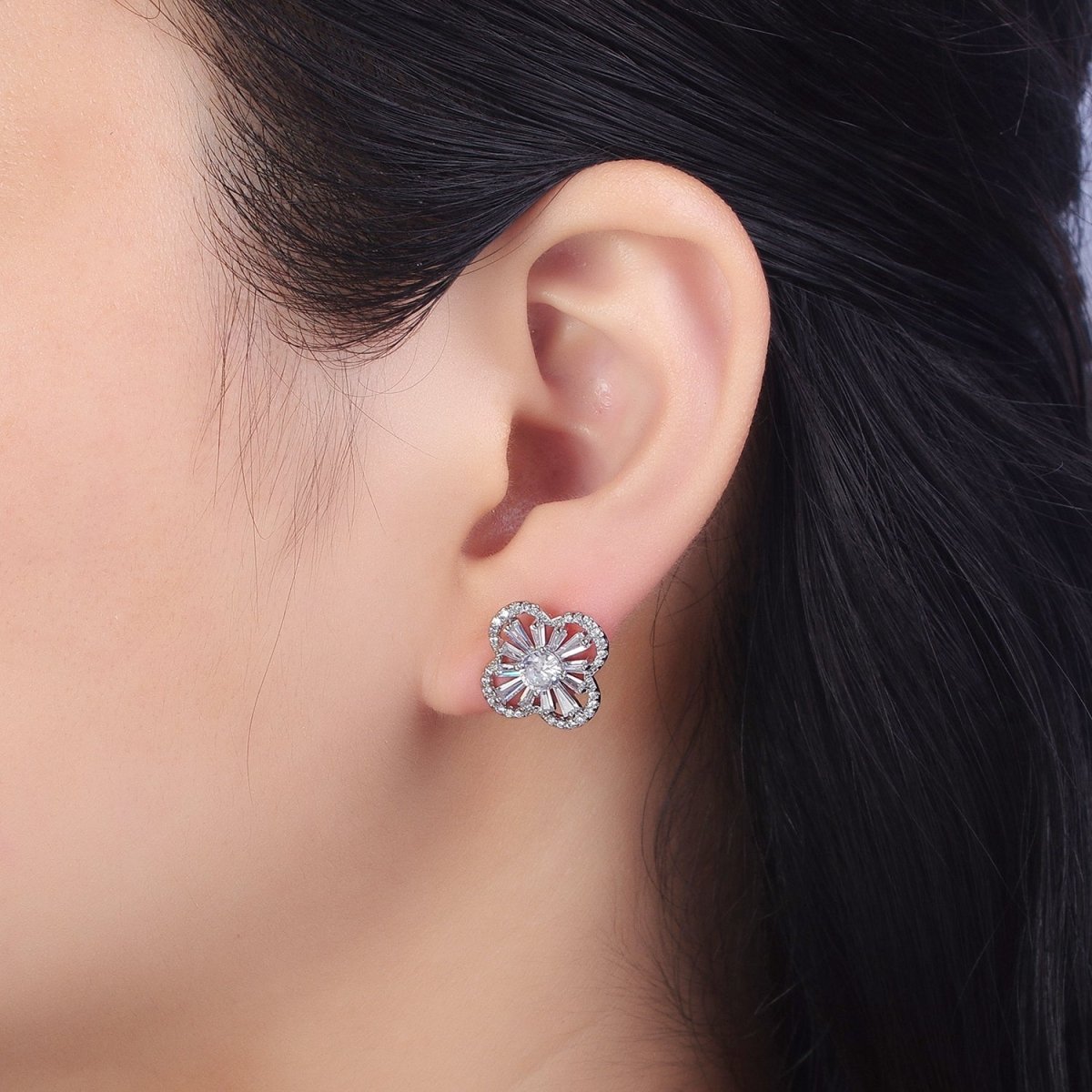 Clear Cubic Zirconia Flower Mini Silver Stud Earrings | AB200 - DLUXCA