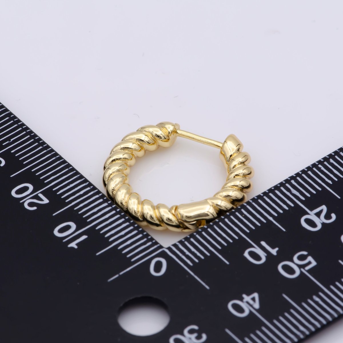 Croissant Earring - Chunky Twist Hoop Earring Gold - 14K Gold Fill Hoop - Oval Gold Hoop - Gold Fill Chunky Hoop - Twisted Earrings - Gift AE-802 - DLUXCA