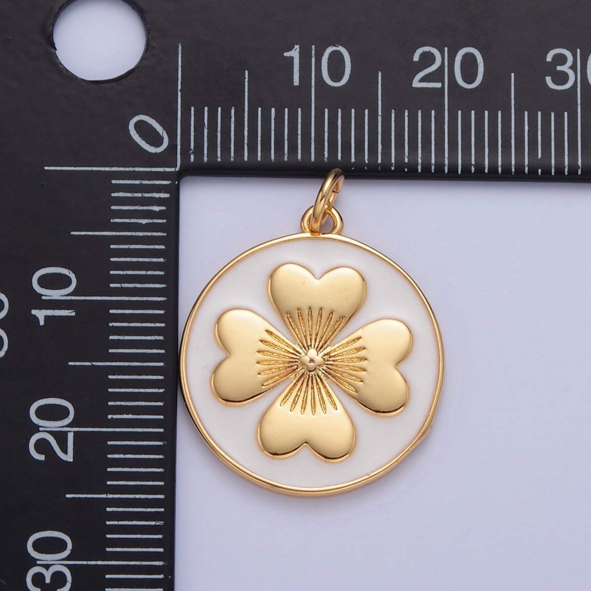 Cute Enamel Clover On Round Coin Shape Pendant, 24K Gold Filled Clover Charm, Necklace Bracelet Supply W-286 - DLUXCA