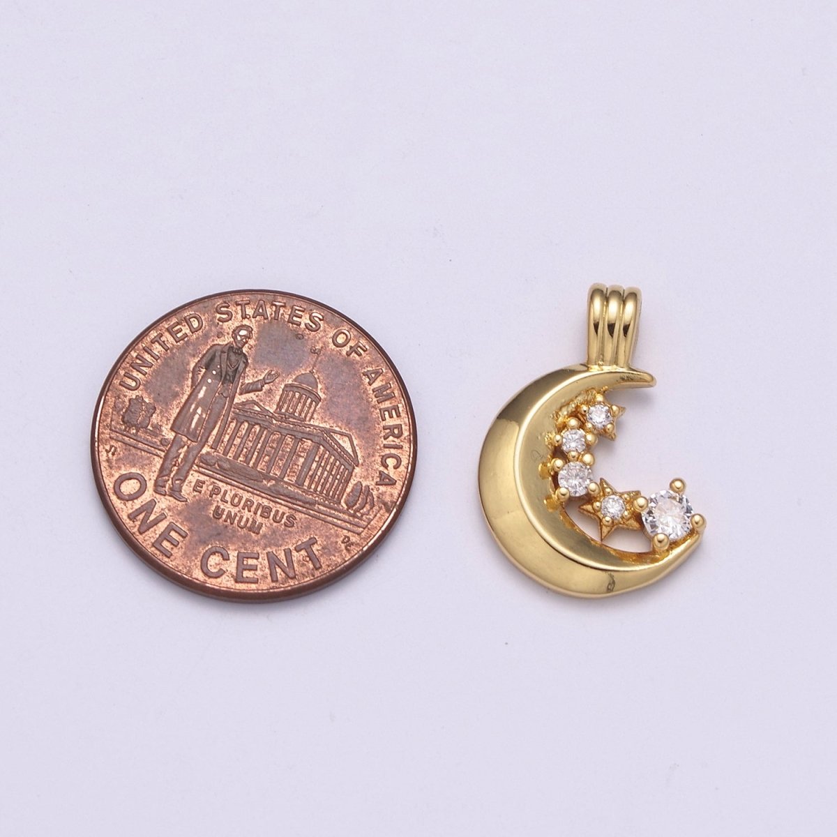 Dainty Crescent Moon With Cz Star Charm Pendant N-525 - DLUXCA