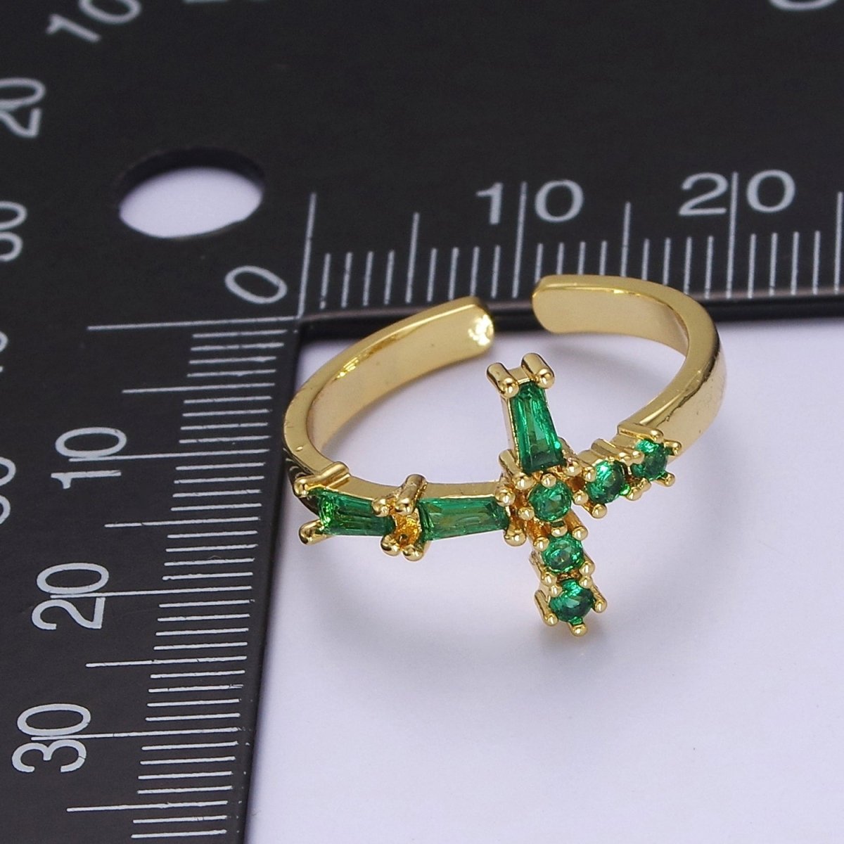 Dainty Emerald Green Side Cross Ring Green Cz Stone Ring O-2107 - DLUXCA