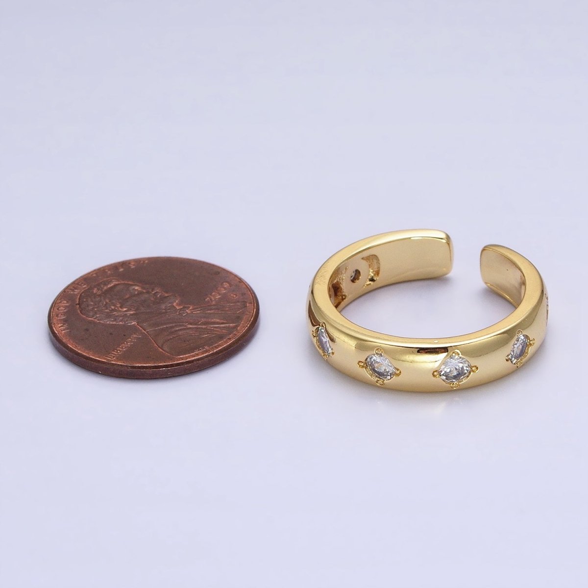 Dainty Gold Band Ring With Rhombus CZ Stone for Minimalist Jewelry R-223 - DLUXCA