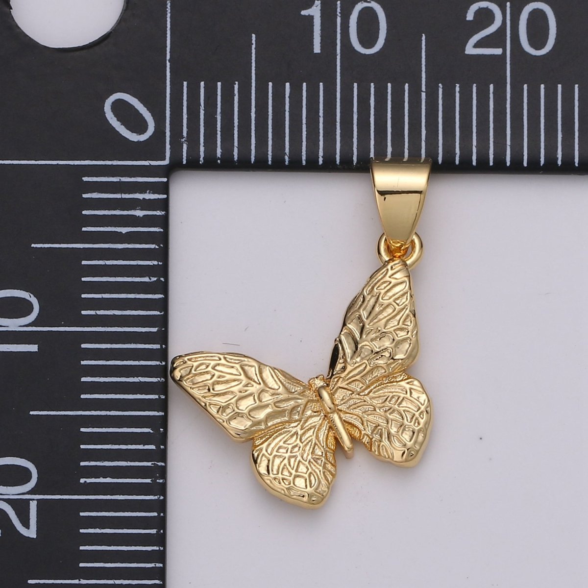 Dainty Gold Filled Butterfly Pendants I-818~I-820 - DLUXCA