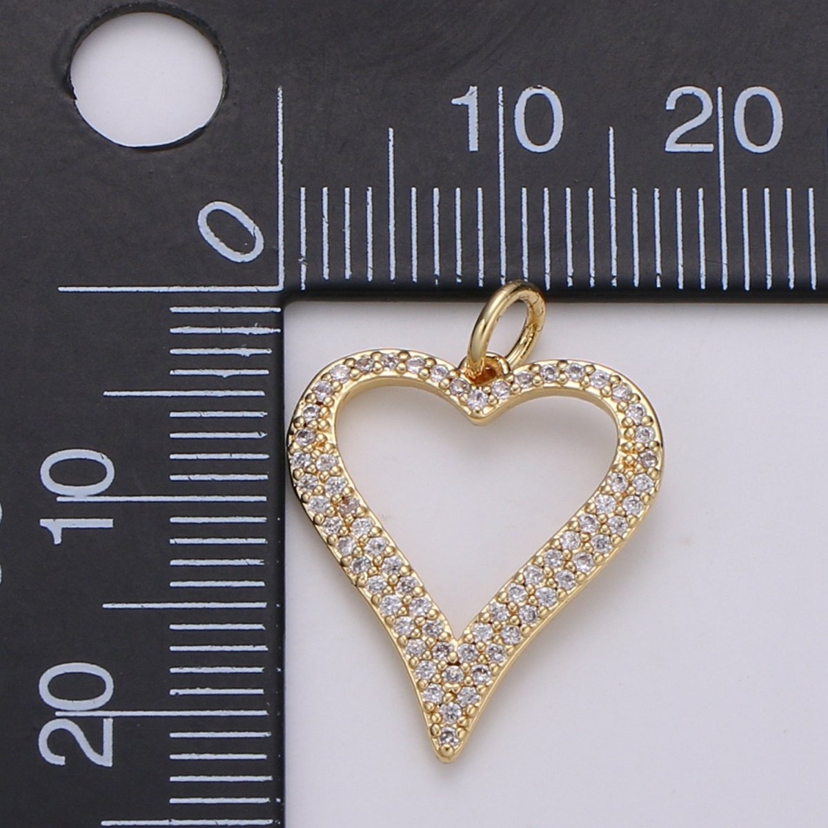 Dainty Gold Filled Crystal Heart Char D-789 - DLUXCA