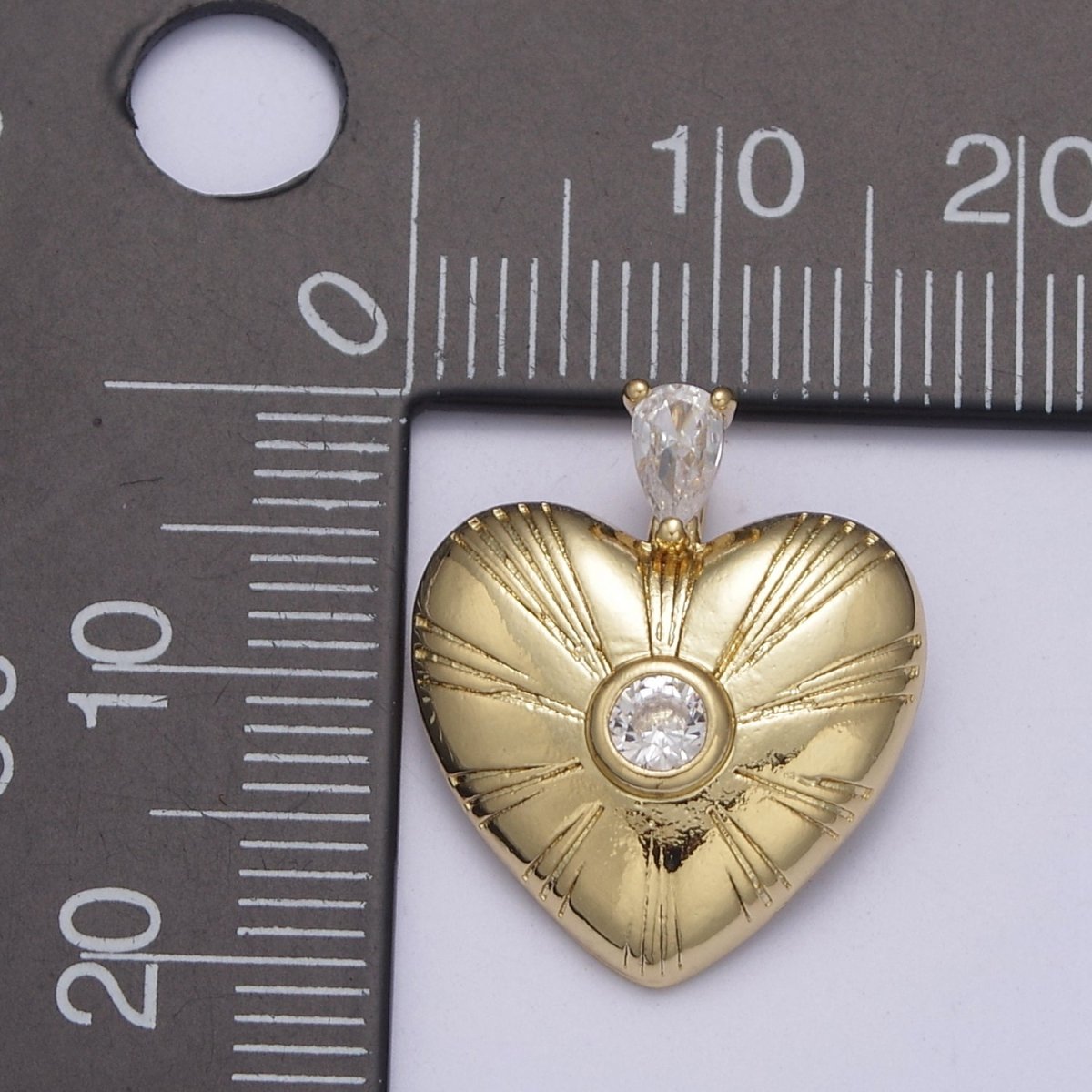 Dainty Gold Heart Charm Cubic Love Sunburst Heart Pendant C-683 - DLUXCA