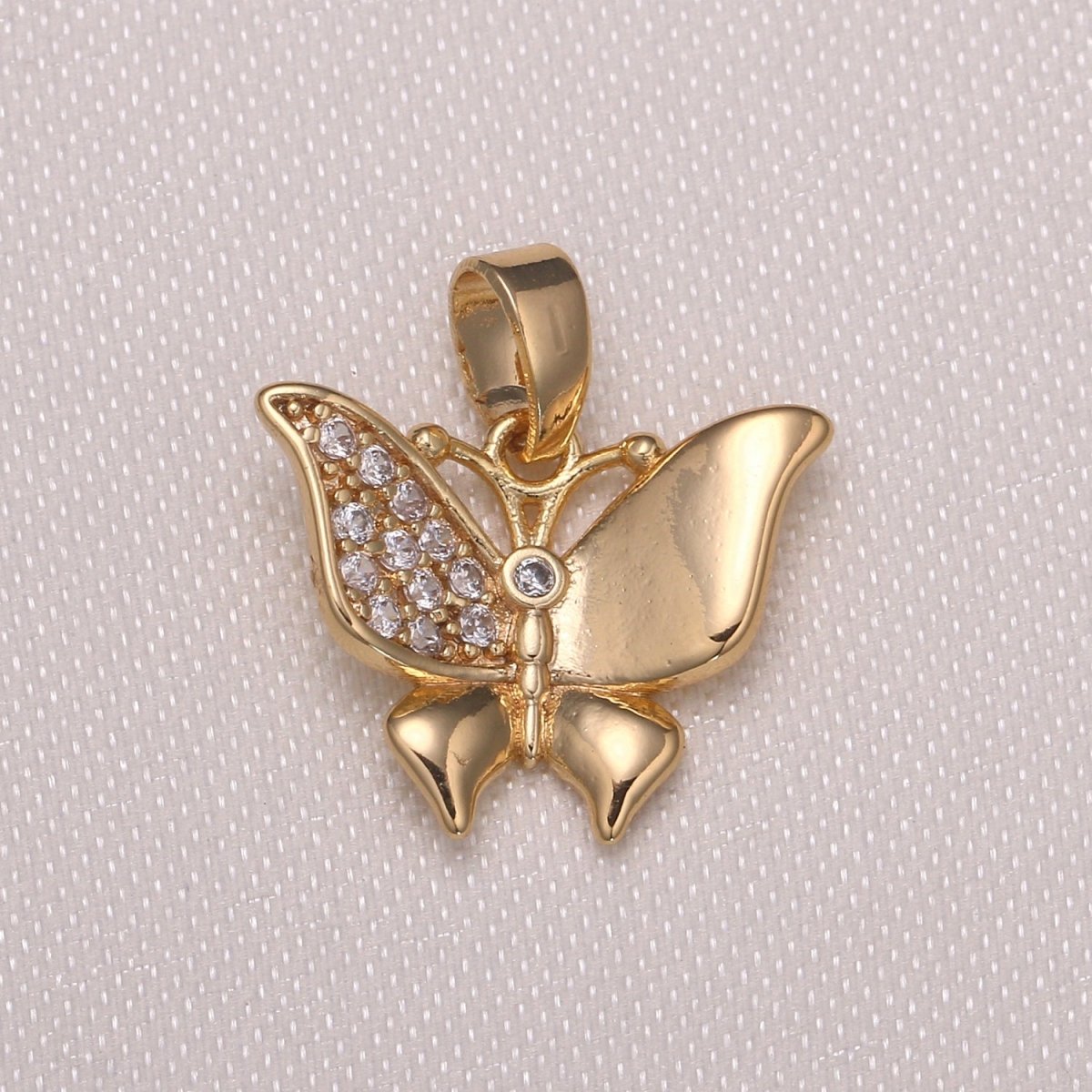 Dainty Gold Plated Zirconia Wing Butterfly Charm CZ Gold Mariposa Charm Pendant GP-1008 - DLUXCA