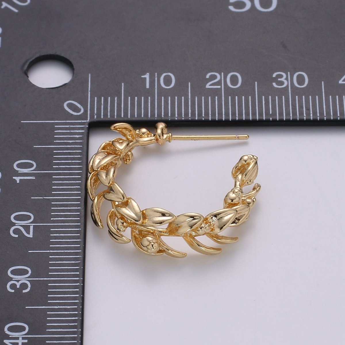 Dainty Golden Blooming Flower Petals Studs Earring Gold Plated Floral Nature Earring Jewelry GP-885 - DLUXCA