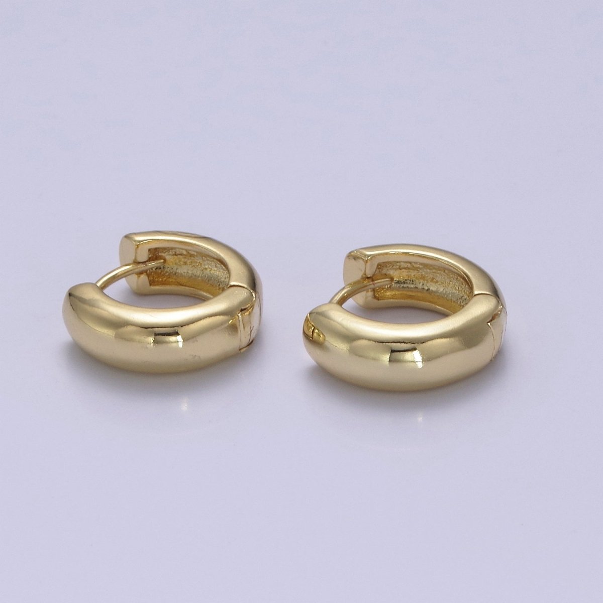 Dainty Hinged Huggie Earrings Gold Hoop Earrings Perfect Minimalist Look Wholesale Jewelry T-364 - DLUXCA
