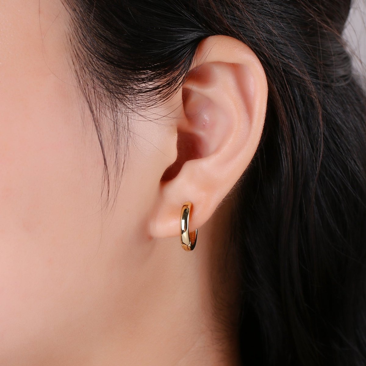 Dainty Hoop earrings 14k Gold Filled Hoop Earring 15mm Huggie Earring for Everyday Wear Hypoallergenic Jewelry Q-225 Q-226 T-278 - DLUXCA