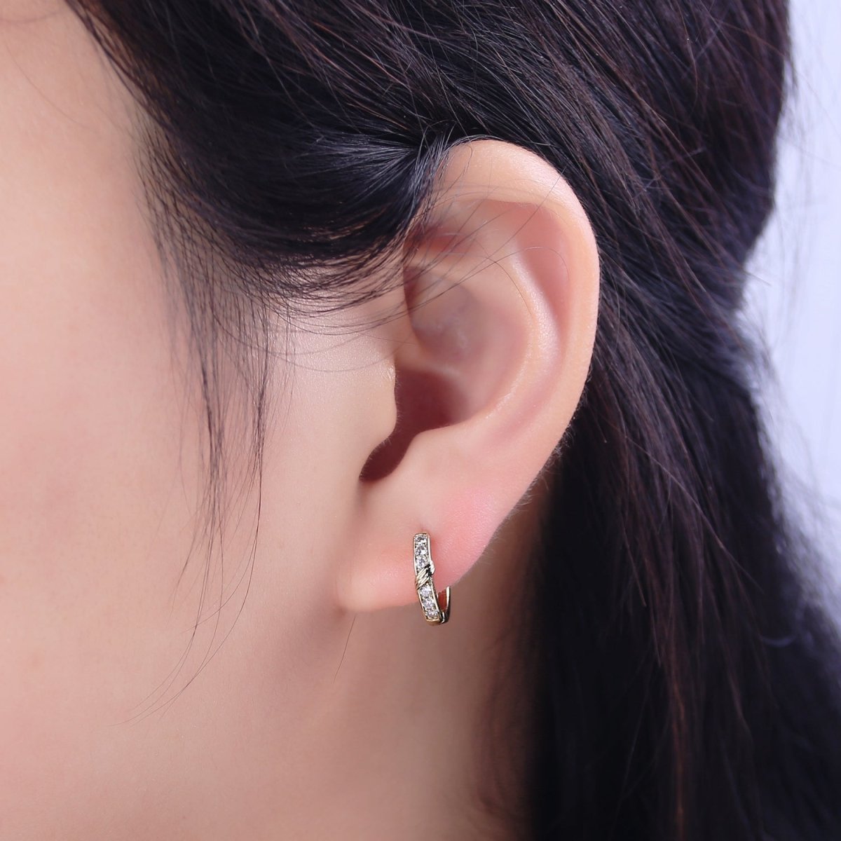 Dainty Hoops, Tiny Hoops, Diamond CZ Hoop Earrings, Small Hoop Diamond Earrings Minimalist Huggie Hoops Jewelry T-299 - DLUXCA