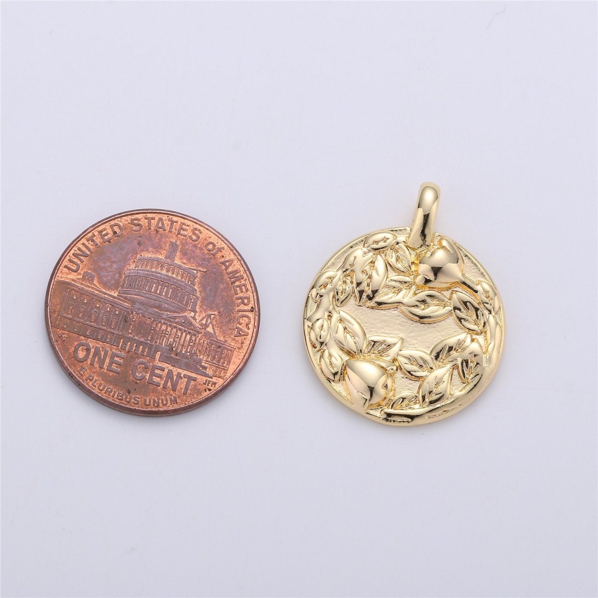 Dainty Laurel Leaves Wreath Charm, Olive Leaf Wreath, Leaves Crown Charm Pendant Disc Charm in Gold FilledC-621 - DLUXCA