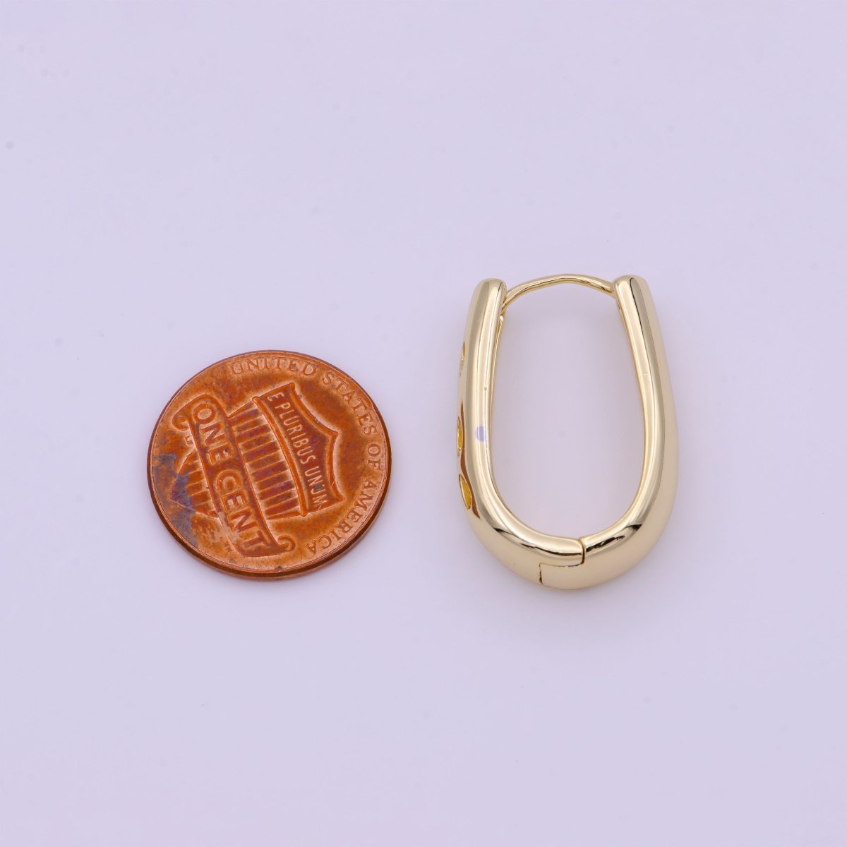 Dainty Minimalist Gold Filled Oblong Oval Hoop Earrings | Y-115 - DLUXCA