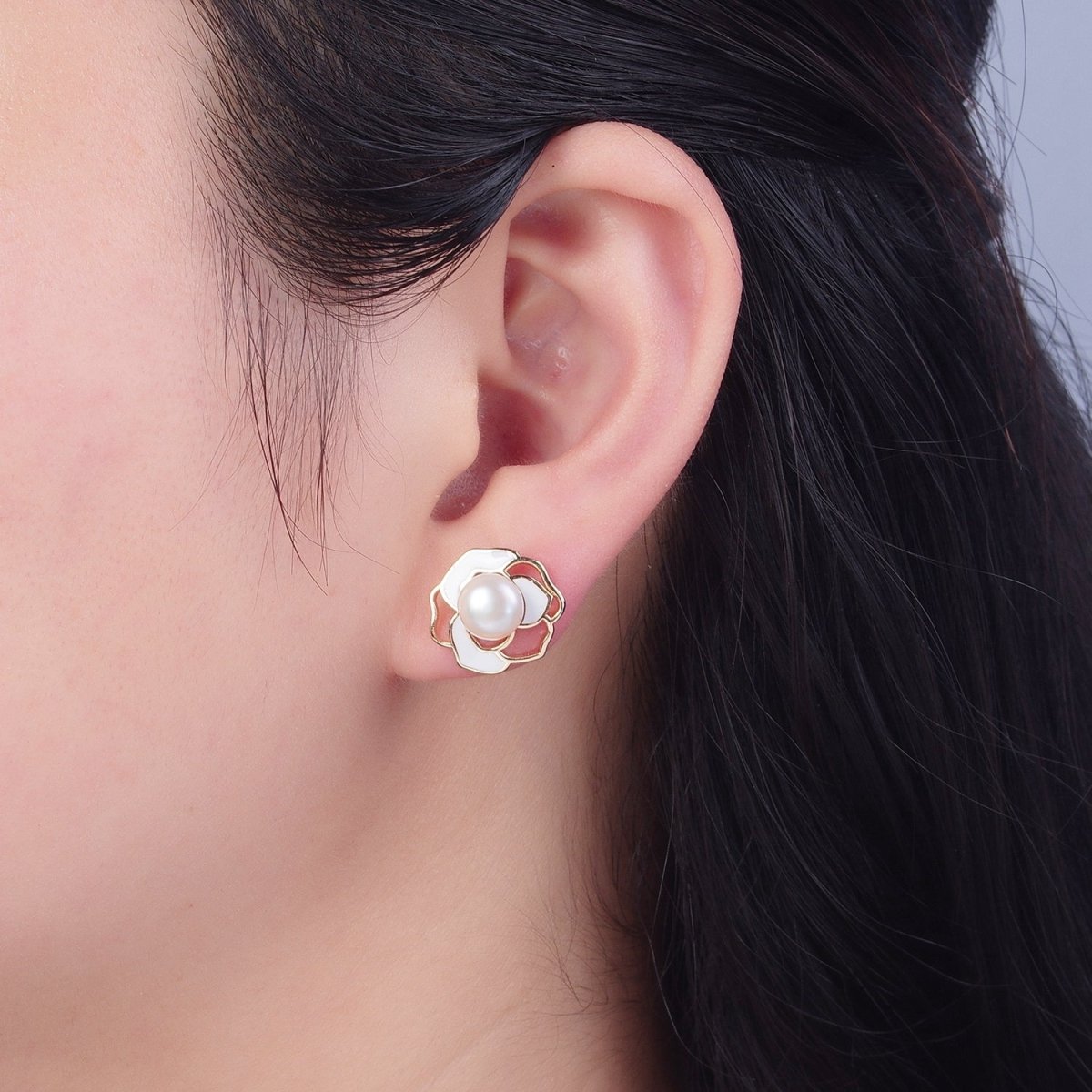 Dainty Round Pearl Stud Earring with White Enamel Flower for Wedding Jewelry T-539 - DLUXCA