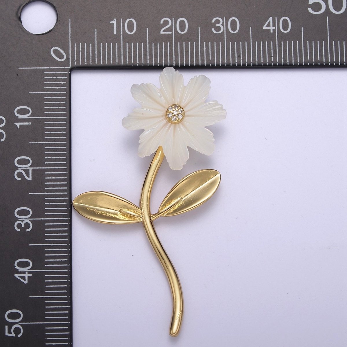 Dangle Carved White Pearl flower Poppy Charm / Daisy pendant for Necklace Charm Minimalist Jewelry H-061 H-067 - DLUXCA
