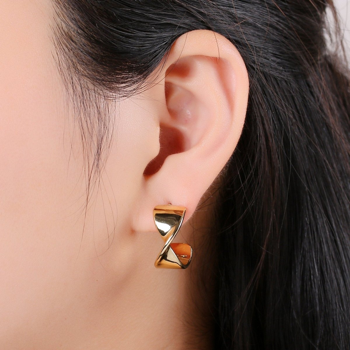 Fancy Gold Hoop Earrings, Gold Hoops, Bold Hoop Earrings, Twisted Hoop Earrings, Dainty Hoops, Minimalist Earrings, Modern Earrings, Gift Q-248 - DLUXCA