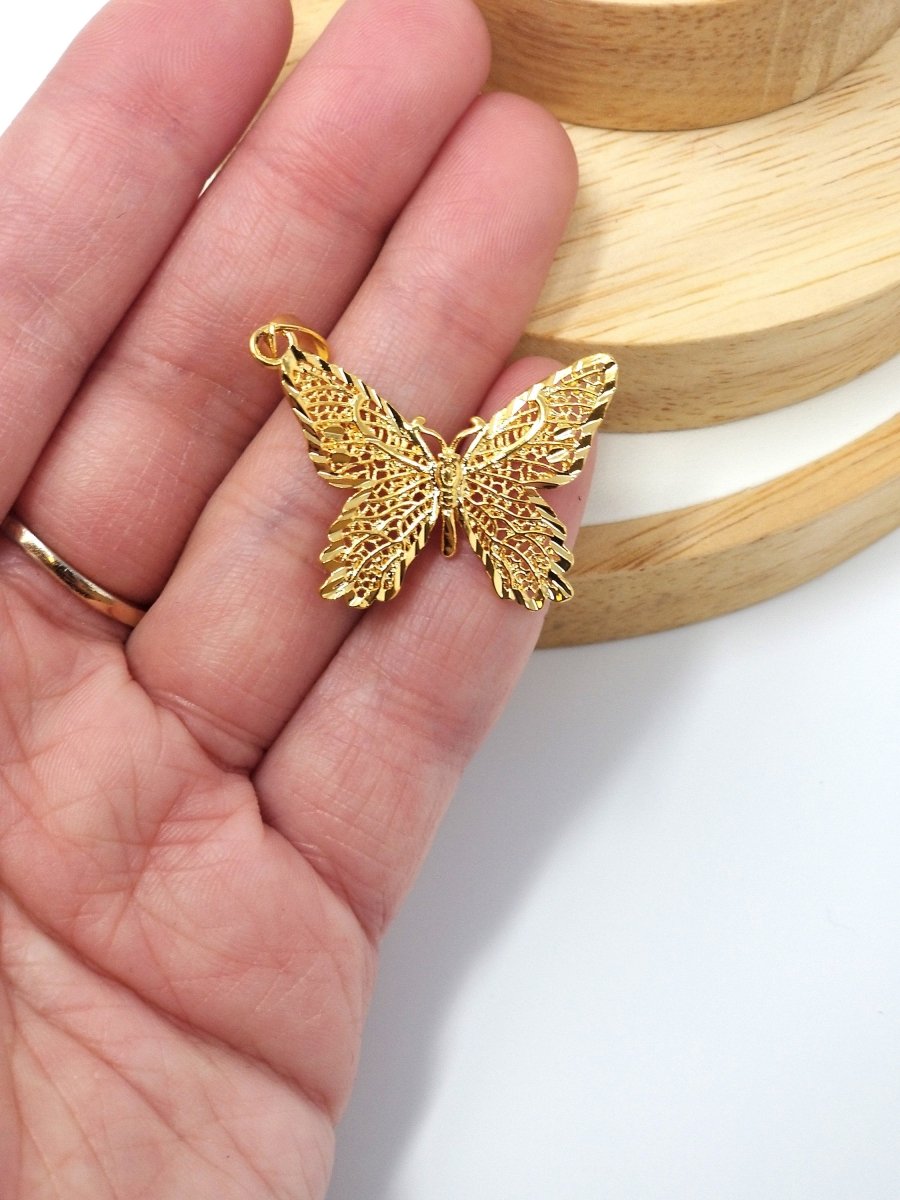 Filgree Monarch Butterfly Pendant in 18k Gold Fiill Butterfly charm for Necklace Earring Jewelry Making H-821 - DLUXCA