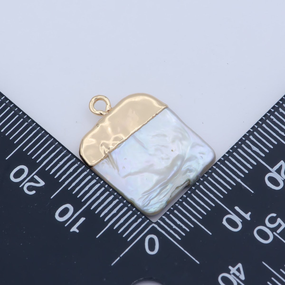 Freshwater Pearl Simple Square Pearl Charm P-1807 - DLUXCA