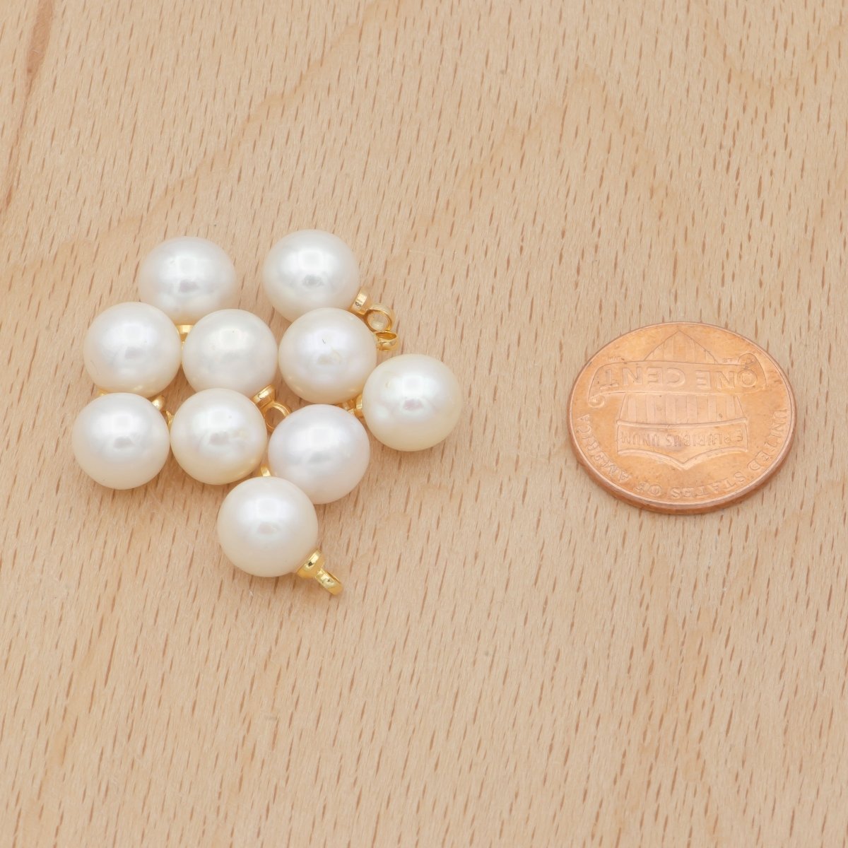 Freshwater Pearl White Round Pearl Ball Gold Filled Charms P-1822 - DLUXCA