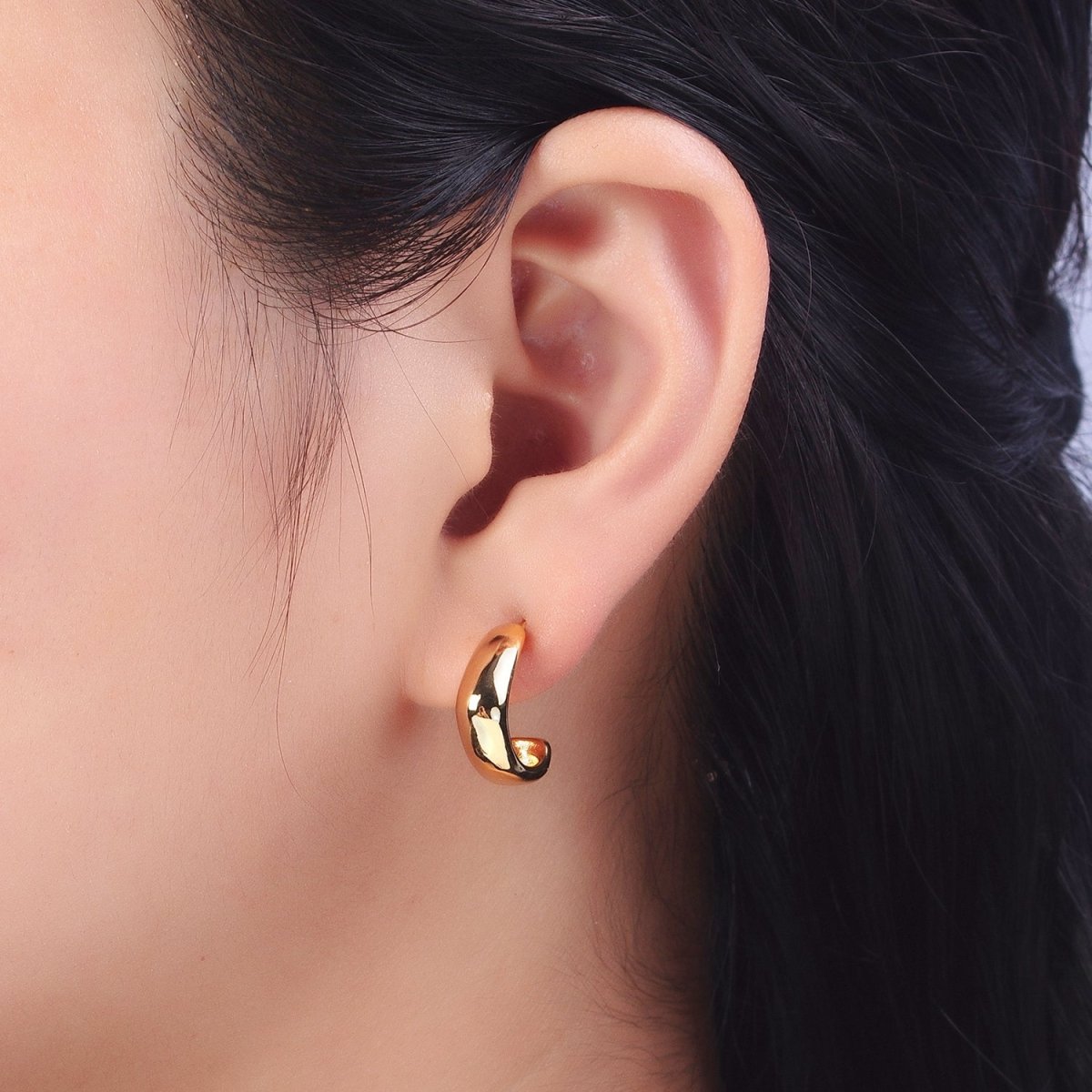 Geometric Abstract Gold Curved Stud Hoops Earrings | AB021 - DLUXCA