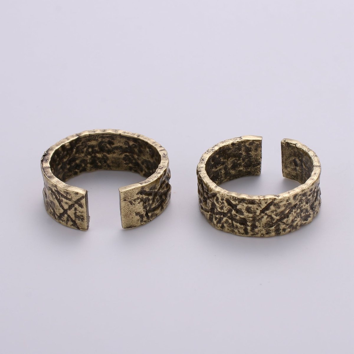 Gold and Black Gold Filled Scratches Adjustable Ring R-007 - DLUXCA