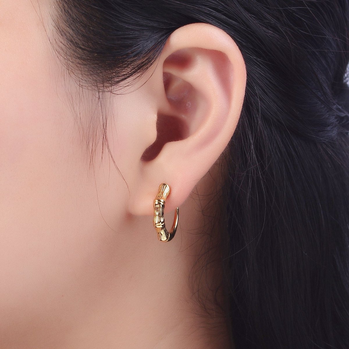 Gold Bamboo C-Shaped Hoop Geometric Earrings | AB015 - DLUXCA