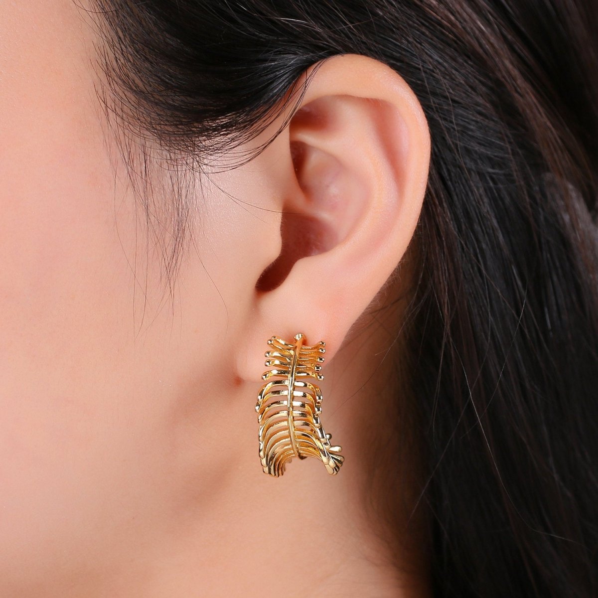 Gold Feather Hoop Earrings Boho Gold Leaf Hoop Earrings Autumn Jewelry Festival Earrings Gift for Her Bohemian Earrings Big Hoop Earring Q-201 - DLUXCA