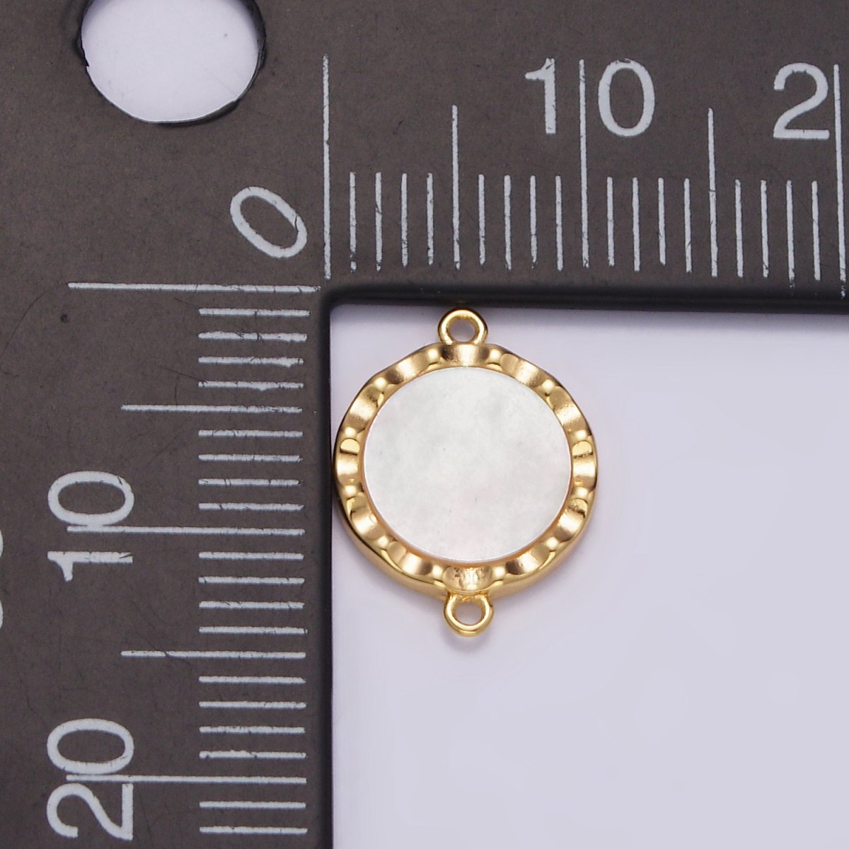Gold Filled 10mm Shell Pearl Hammered Round Connector G-705 - DLUXCA