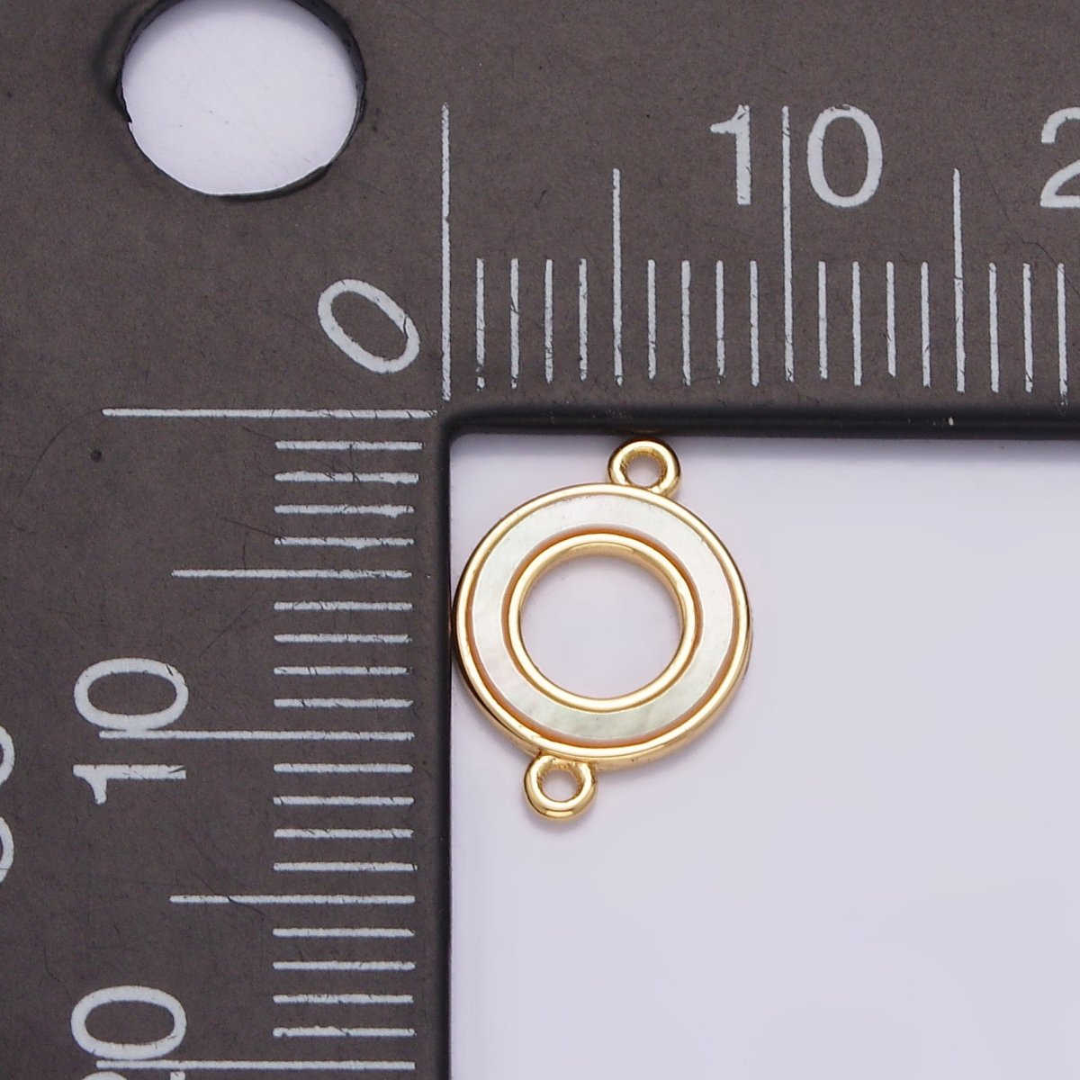 Gold Filled 8.5mm Shell Pearl Open Round Connector G-699 - DLUXCA