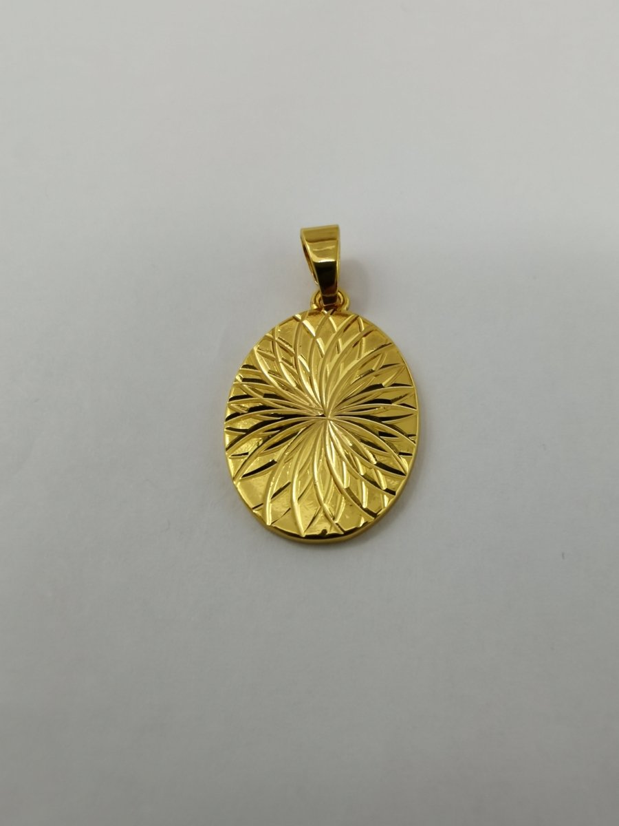 Gold Filled Geometric Pattern Circle Pendants I-735 - DLUXCA