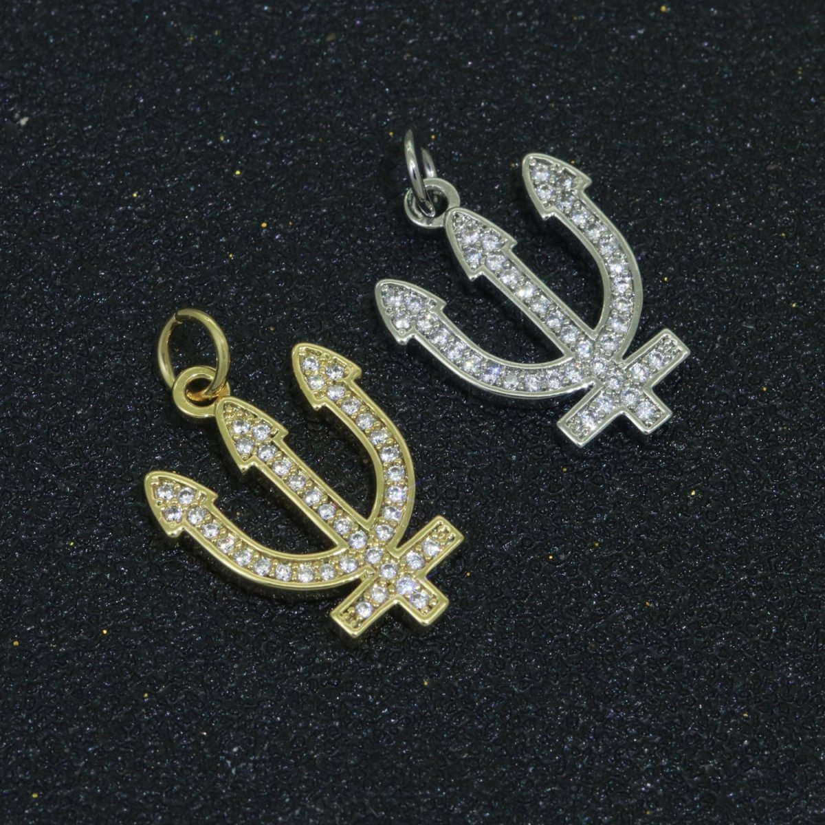 Gold Filled Neptune's Trident Pendants Greek Trident Pendants Large Devil's Pitchfork Charms Beach Pendants Jewelry Supplies M-524 M-525 - DLUXCA