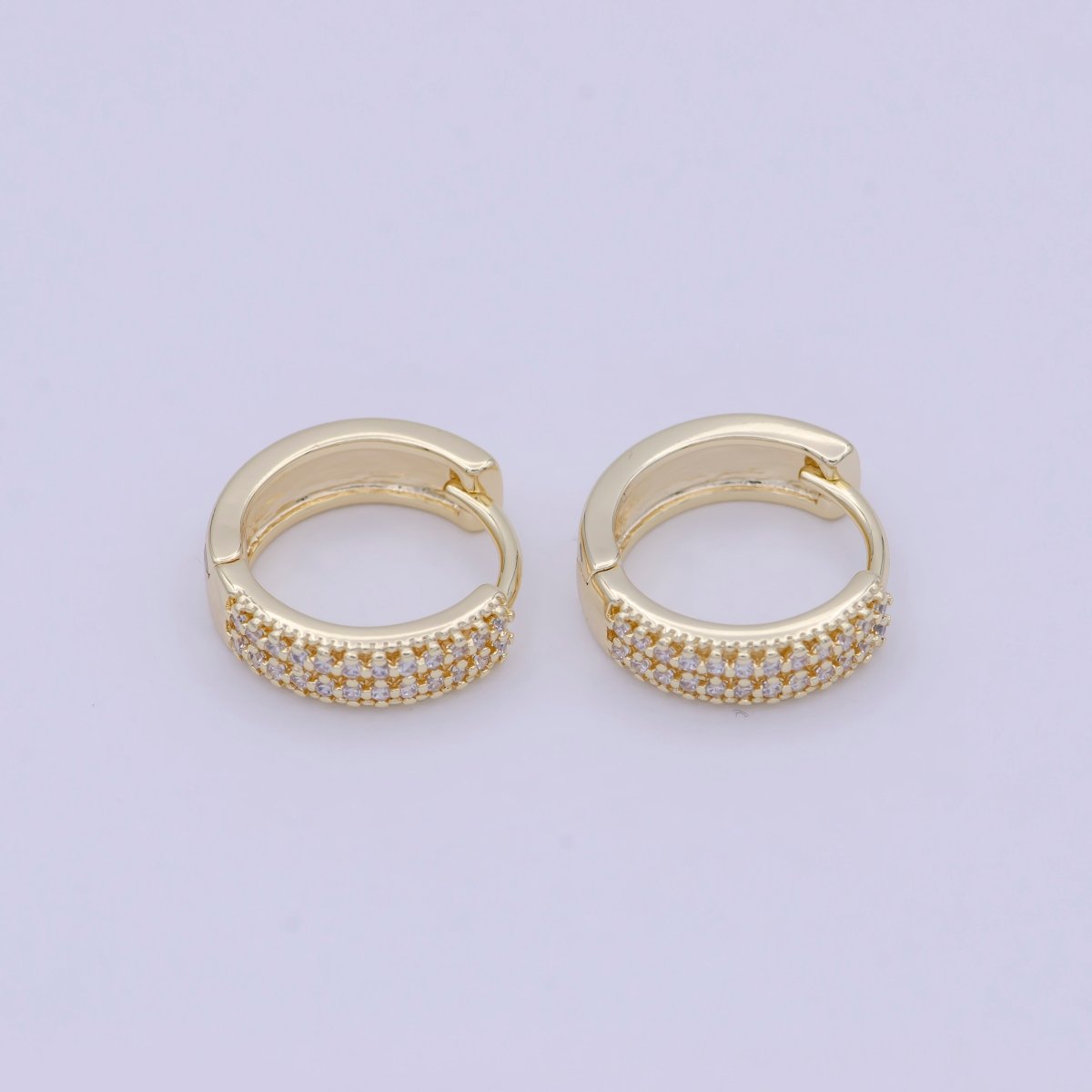 Gold Huggie Hoop Earrings Cubic Zirconia Everyday Jewelry Wholesale Fashion Jewelry T-340 - DLUXCA