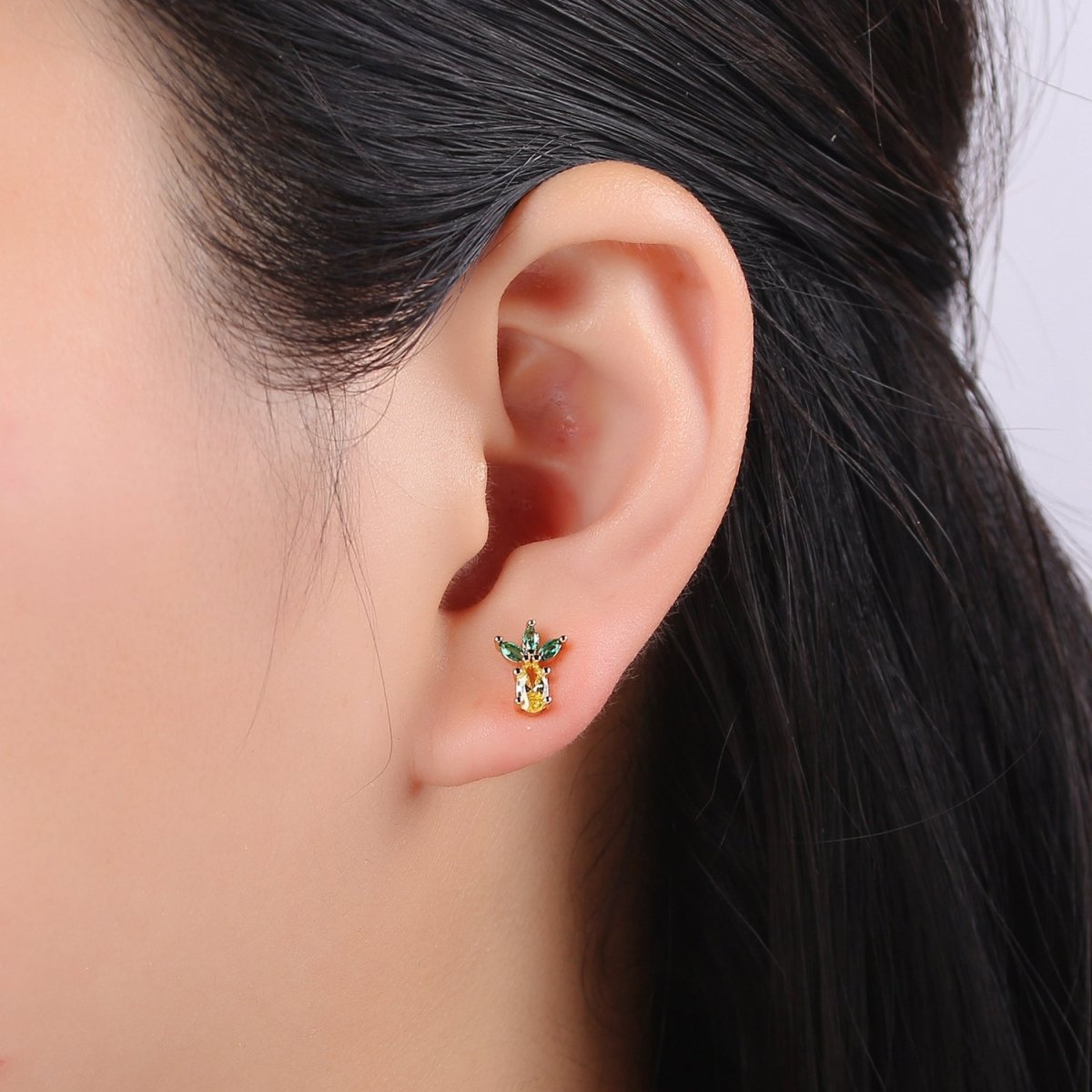 Gold Pineapple Stud Earrings, Crystal Pineapple Studs, Dole Jewelry, Fruit Earrings, Minimalist Earrings, Earrings for Girls P-012 - DLUXCA