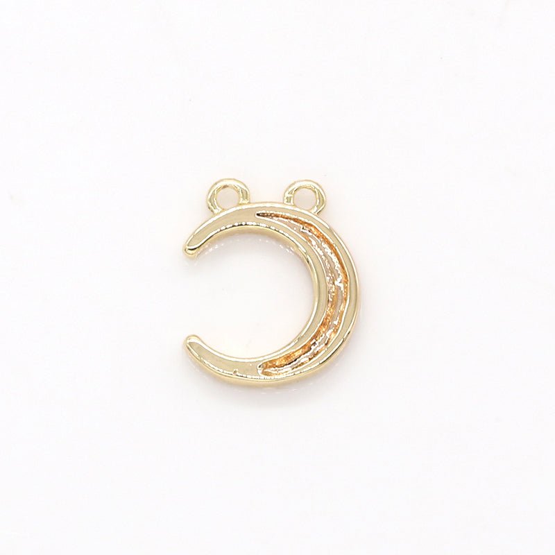 Gold Plated Crescent Moon Charm, Plain Gold Celestial Crescent Moon Golden Sky Object Nature Charm Pendant GP-747 - DLUXCA