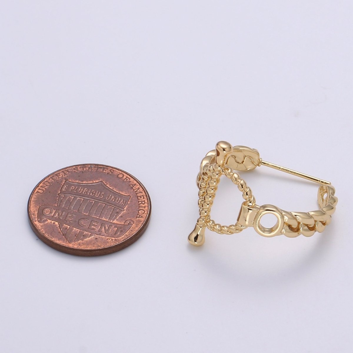 Gold Plated Link Chain Studs Earring Horseshoe, Plain Gold Earring Jewelry GP-898 - DLUXCA