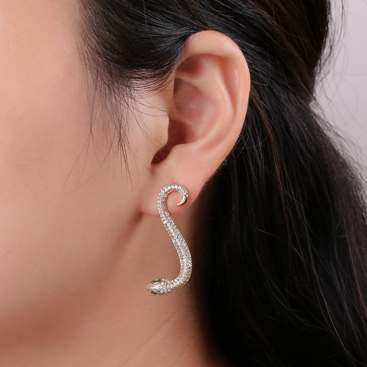 Gold snake earrings asp cleopatra toga serpent dangle 40mm long lightweight earrings Serpent snake Jewelry Micro pave Stud Earring Q-172 Q-173 - DLUXCA