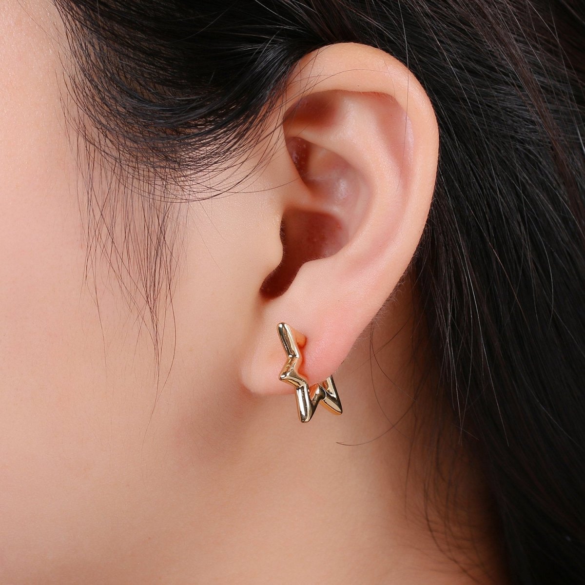 Gold Star Huggie Earring 14k Gold Filled Earring, Statement Earring Rock Star Earring P-039 - DLUXCA
