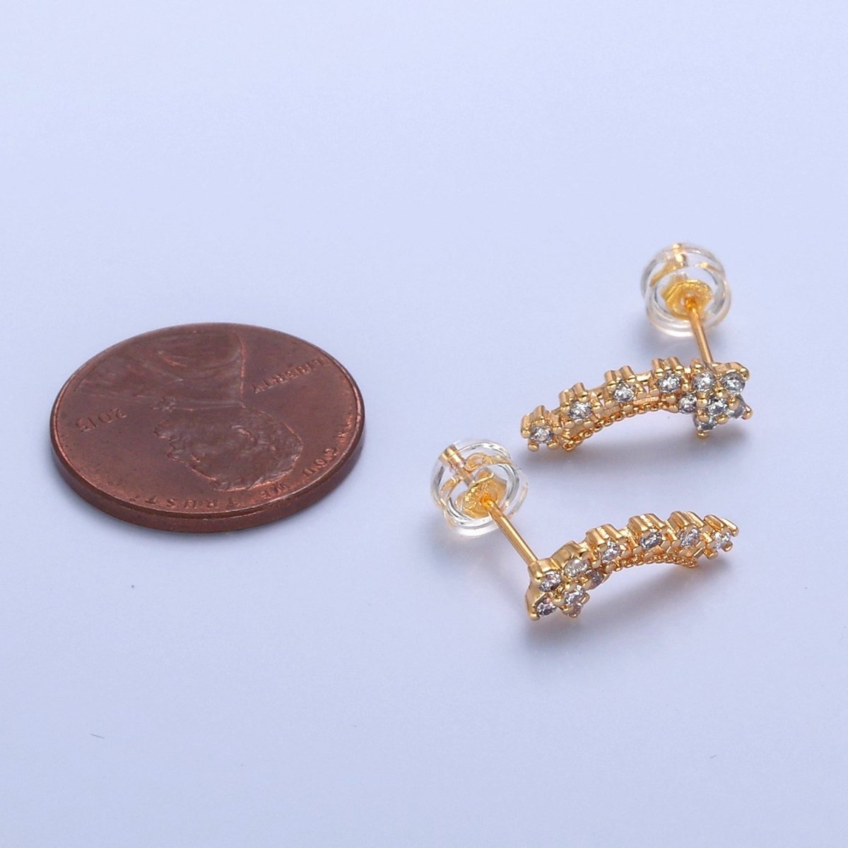 Gold Star Pave Stud Earring T-499 - DLUXCA