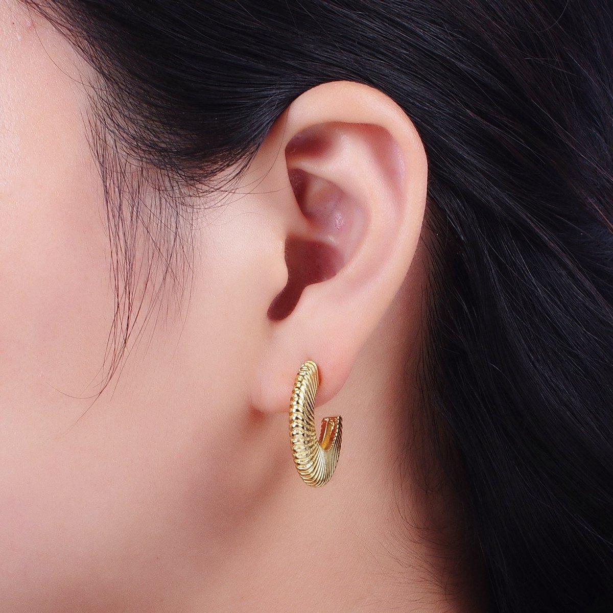 Gold Thin Textured C Shaped 15mm, 20mm, 24.5mm Hoops Earrings | Y-096 - DLUXCA