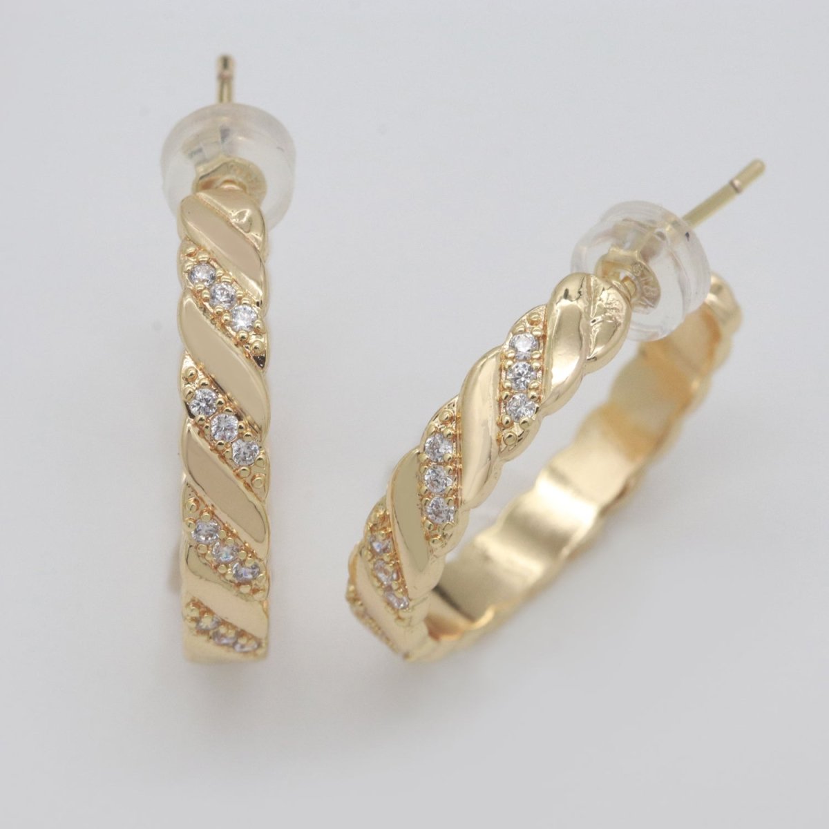 Gold Twisted Cz Earring for Christmas Gift Idea T-157 - DLUXCA