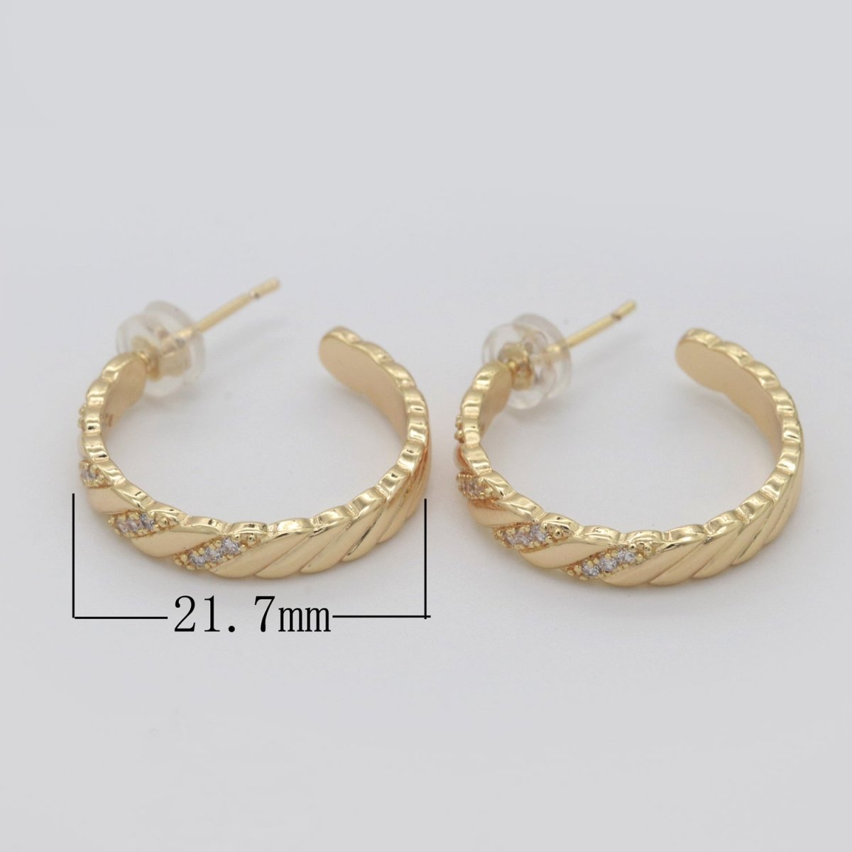 Gold Twisted Cz Earring for Christmas Gift Idea T-157 - DLUXCA