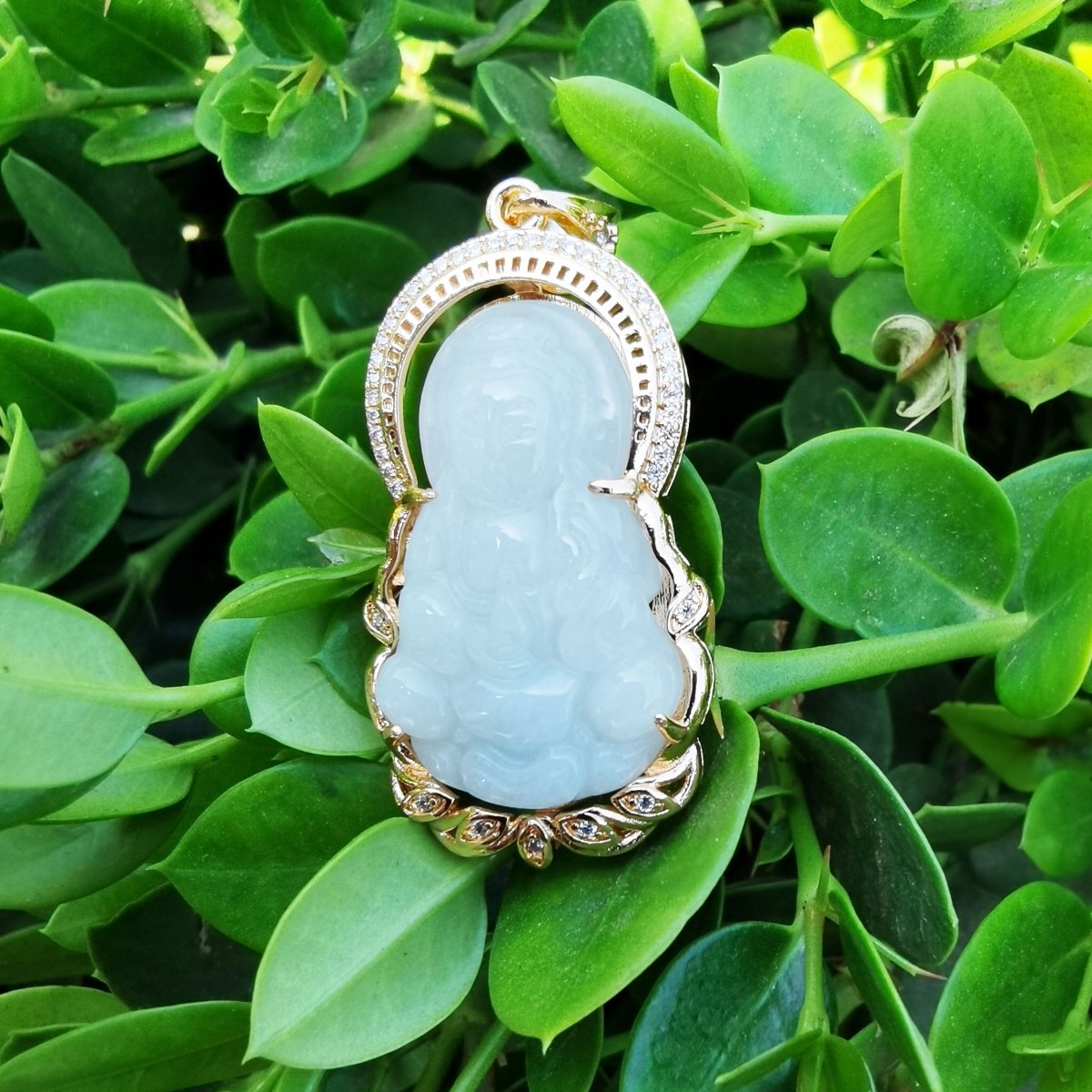Light Green Natural Stone Buddha Jade Gold Filled Pendant O-168 - DLUXCA