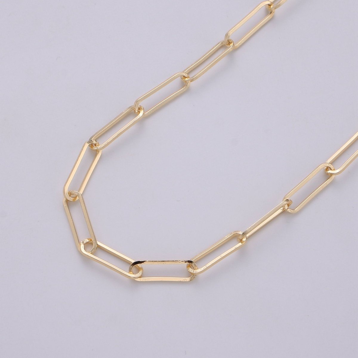 Medium Paperclip Rectangle Cable Chains By Yard in 16K Gold Filled Chain Choker 18mmx5mm, Bracelet, Necklace Chain supplies | ROLL-252 Clearance Pricing - DLUXCA