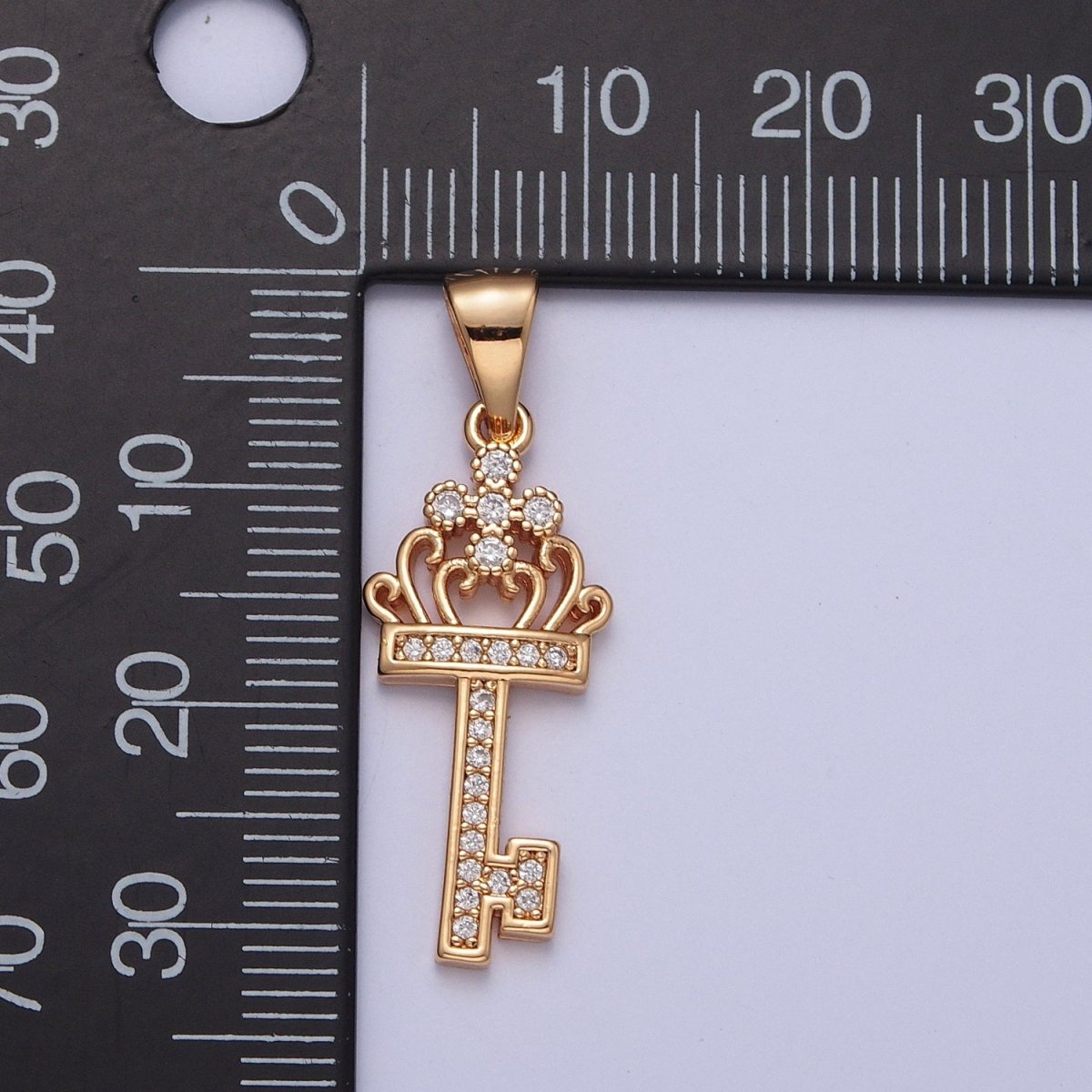 Micro Pave Clear Cubic Zirconia Barden Bella Key Pendant For Necklace Making X-372 - DLUXCA