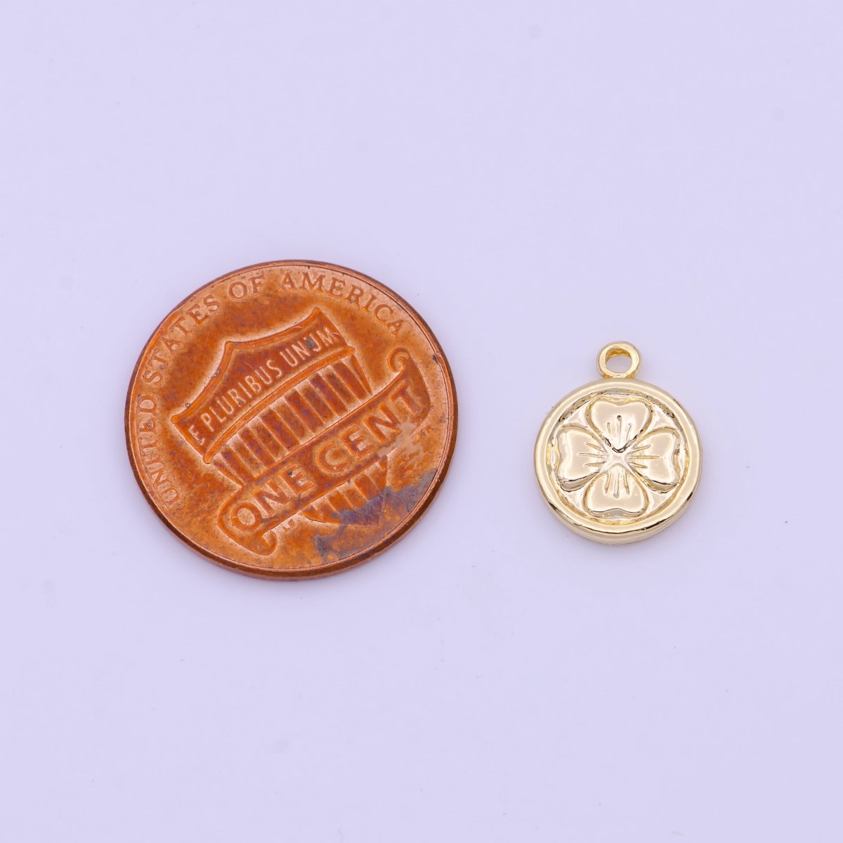 Mini 9.5mm Clover Leaf Quatrefoil Gold & Silver Lucky Coin Charm | D-247 D-267 - DLUXCA