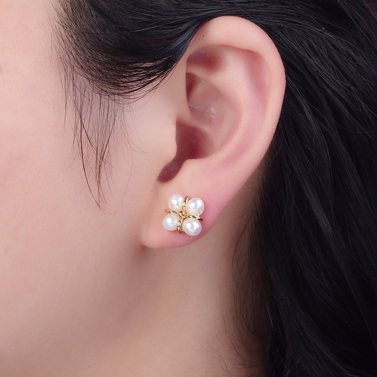 Mini Four Pearl Stud Earring for Minimalist Jewelry V-375 - DLUXCA