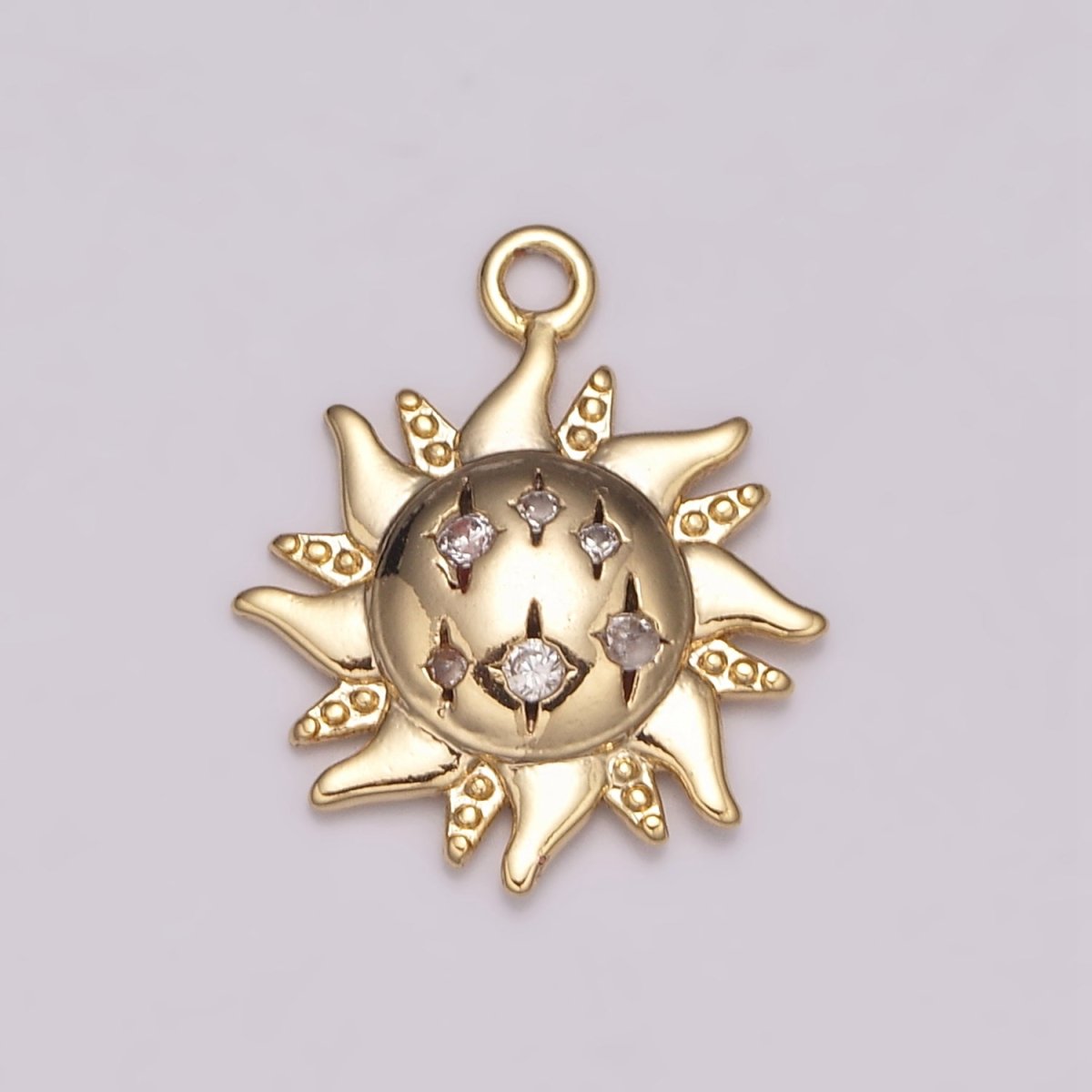 Mini Gold Sun Charm ,Sunburst Charm, Bohemian Charms, Jewelry diy, bracelet charm, Sun Pendant E-614 - DLUXCA