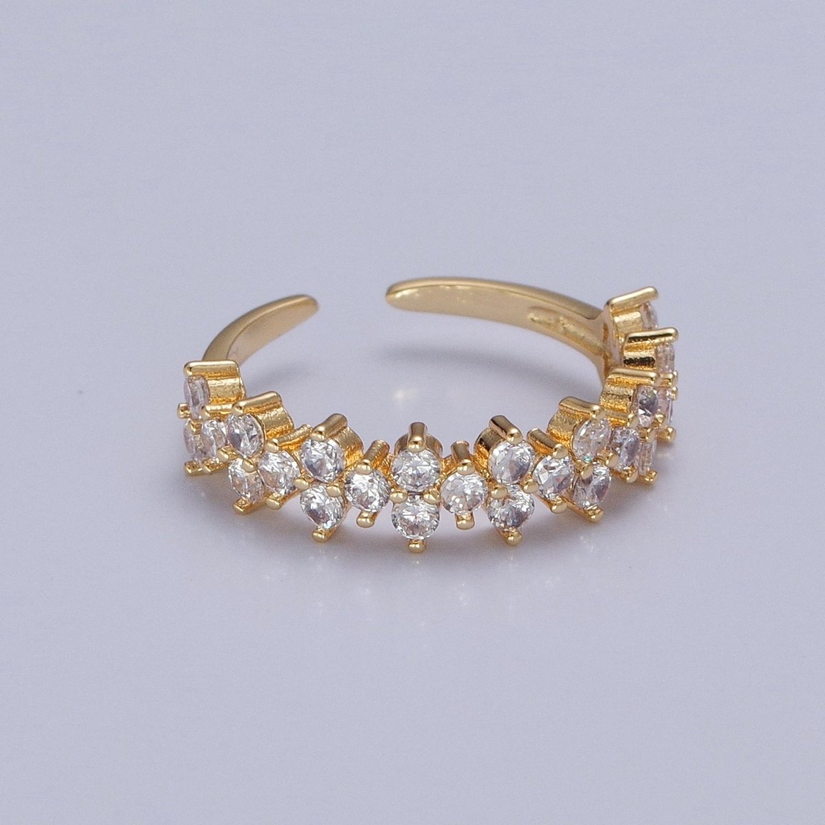 Minimalist Clover Round Clear Cubic Zirconia Stacking Gold Ring | X-608 - DLUXCA